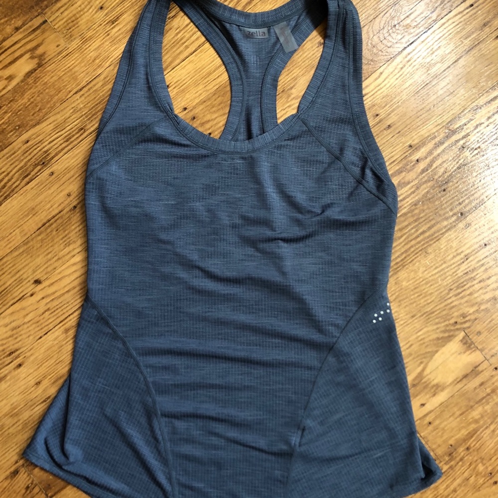 Zella workout tank in grey